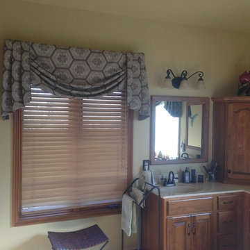 Eclectic Home- Master Bathroom Valance