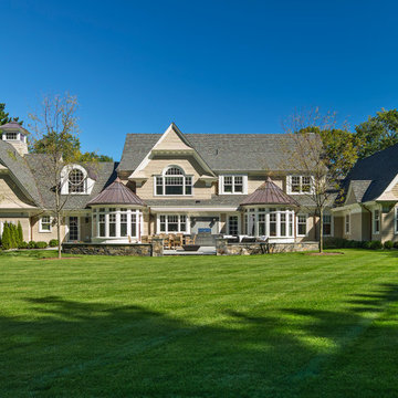 Graceful Gables