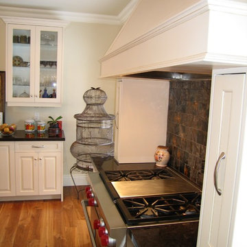 Custom Kitchen 4