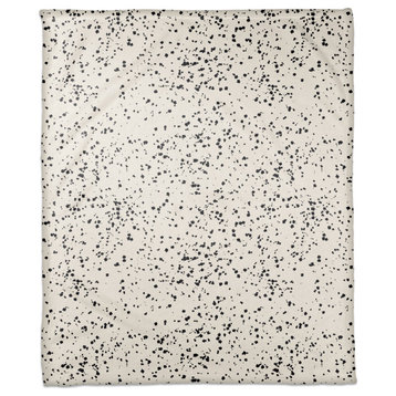 Monochromatic Dot Pattern 50"x60" Coral Fleece Blanket