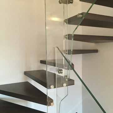 Escalier en bois et verre