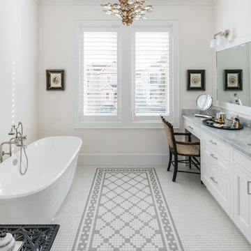 11 - Classic Craftsman Master Bath