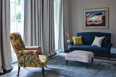 Living room - 1960s living room idea in New York