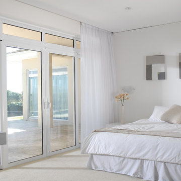 Bedroom Looks with Somfy Motorization