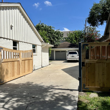 Reversed Arched Wood Gate with Steel Framing