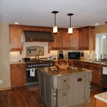 Traditional Kitchen Remodel with Bronze Hardware