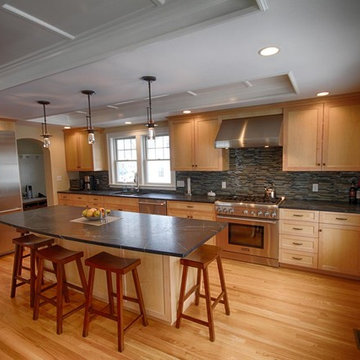 Lynnfield Modern & Craftsman Home