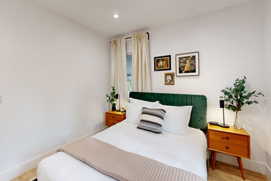 Example of a bedroom design in Los Angeles