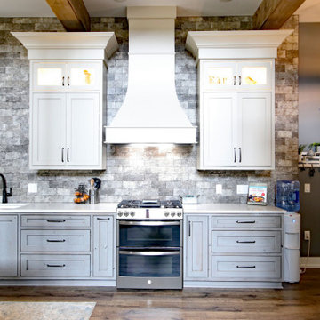 Bringing Out The Best in a Barndominium Kitchen