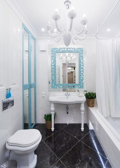 Современная классика Ванная комната by studia33 Ивлева Валентина
