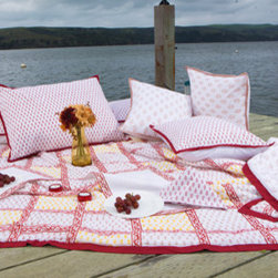 Red Quilts - Bedroom Products