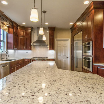 Traditional Warm Tone Kitchen Remodel