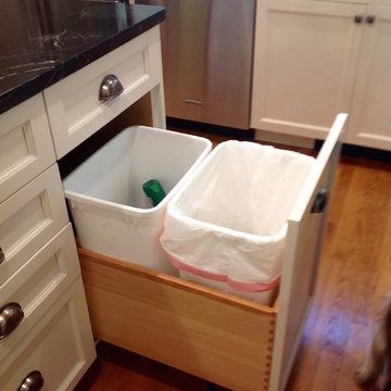 Kitchen Pull-out Trash