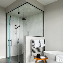 Towel Warmer Near Tub