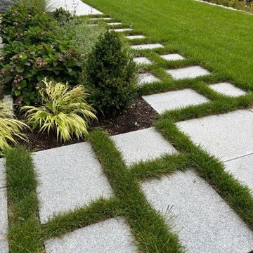 Cape style home front yard