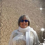 Nora Kavens foto