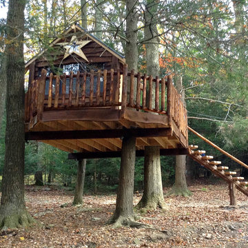 Milroy, PA Rustic Treehouse
