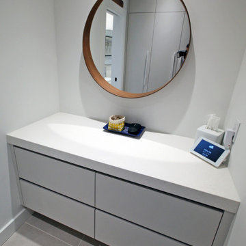 Belize Modern