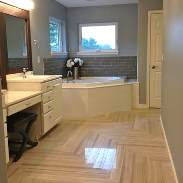 Transitional Bathroom
