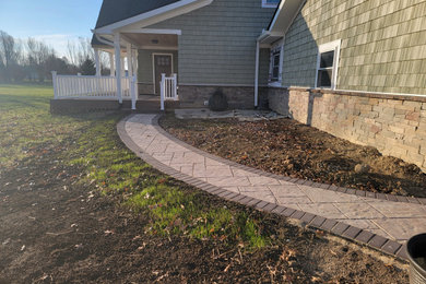 This is an example of a side yard concrete paver landscaping in Columbus.