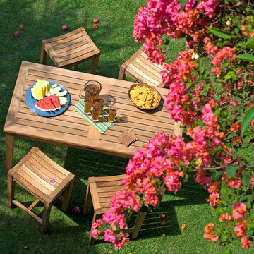 Teak Dining Table (Medium Gathering Table)
