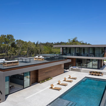 Hilltop Manor