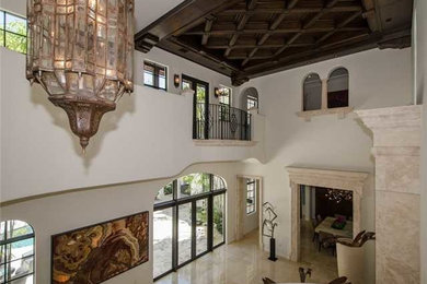 Traditional home design in Miami.
