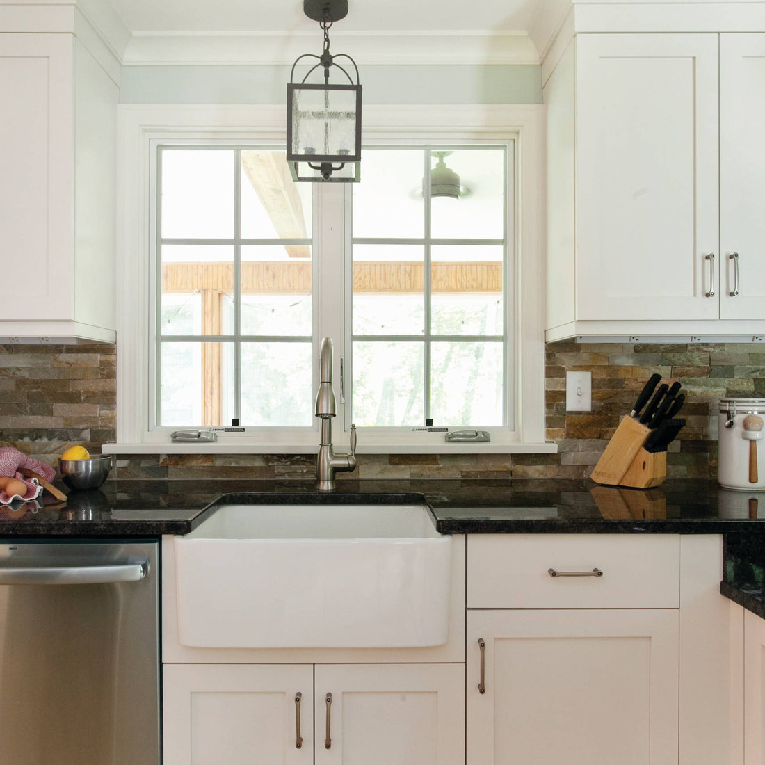 Contemporary/Transitional Kitchen in White