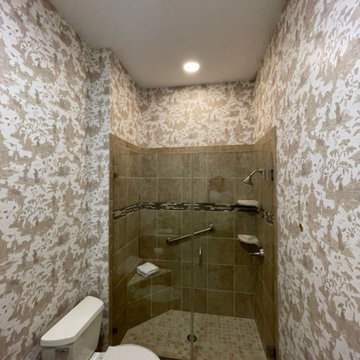 Bathroom wallpaper installation Oregon City, OR