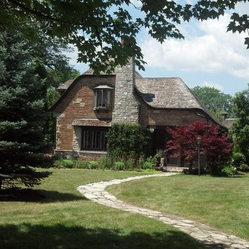 Historic Lake Forest Cottage Renovation