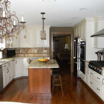 Wayne Traditional Kitchen