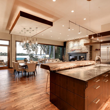 2013 Luxury Home Tour - Avant Garde Retreat