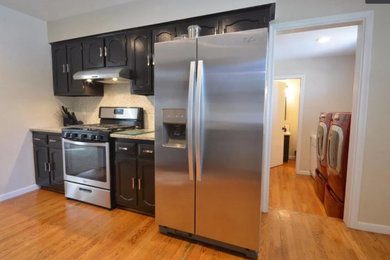Kitchen photo in Grand Rapids
