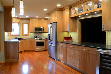 Trendy kitchen photo in Denver