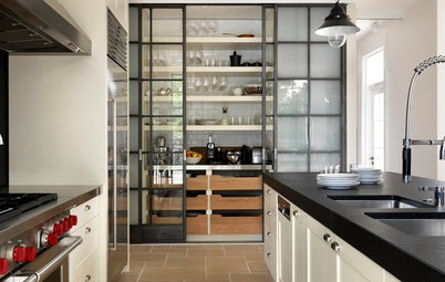 Walk-In vs Cabinet Pantries: What Will Work Best in Your Kitchen?