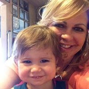 Mercedes Carlson's photo