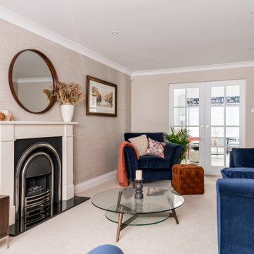 Traditional Family Lounge