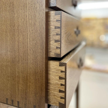 Small Oak Chest of Drawers