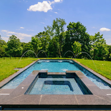 Doylestown, Bucks County - Grass Edge