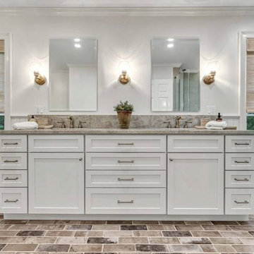 Classic Recreation Bathroom