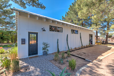 Inspiration for a small cottage home office remodel in Phoenix