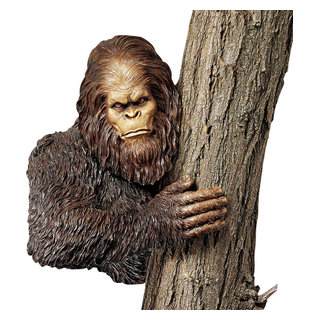  Design Toscano Bigfoot Spotted Metal Silhouette Yeti Garden  Stake : Patio, Lawn & Garden