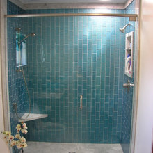 shower accent