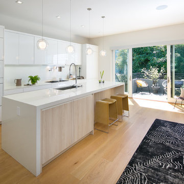Active Listing // Modern Scott