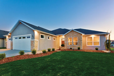 Home design - modern home design idea in Boise
