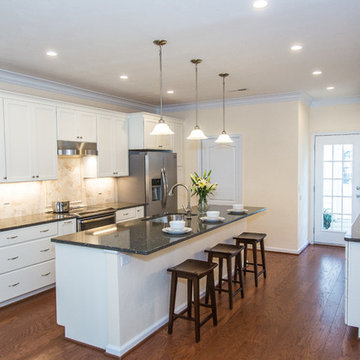 An Entertainer's Kitchen