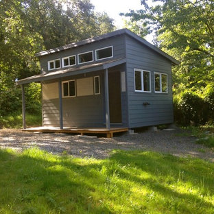 Inspiration for a modern home design remodel in Other