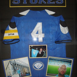 Custom picture framing - Sports And Game Room Memorabilia