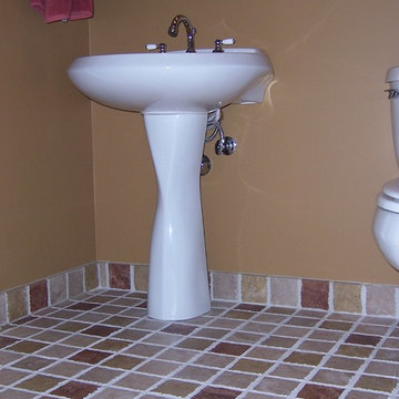 Mixed-Color Porcelain Bath