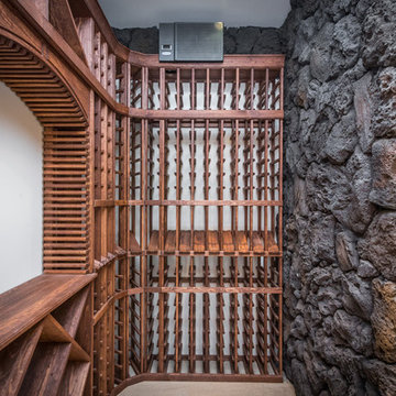 Blue Makai, Launiupoko